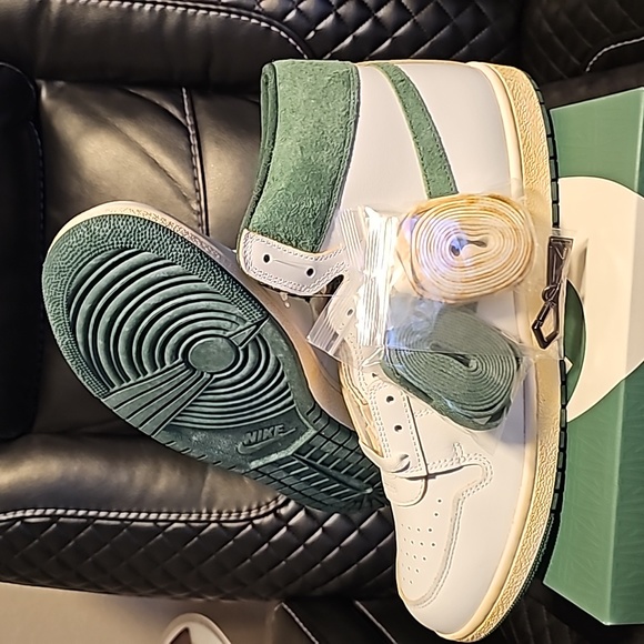 Air Jordan Ship PE SP size 14 new in box with extra laces